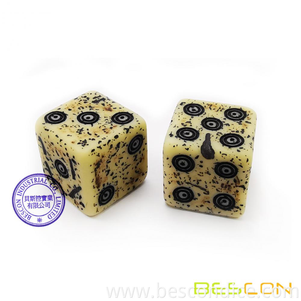 Ancient Bone Dice D6 16mm 2